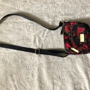 DONATING IN 6 DAYS: BETSEY JOHNSON ROSE BAG